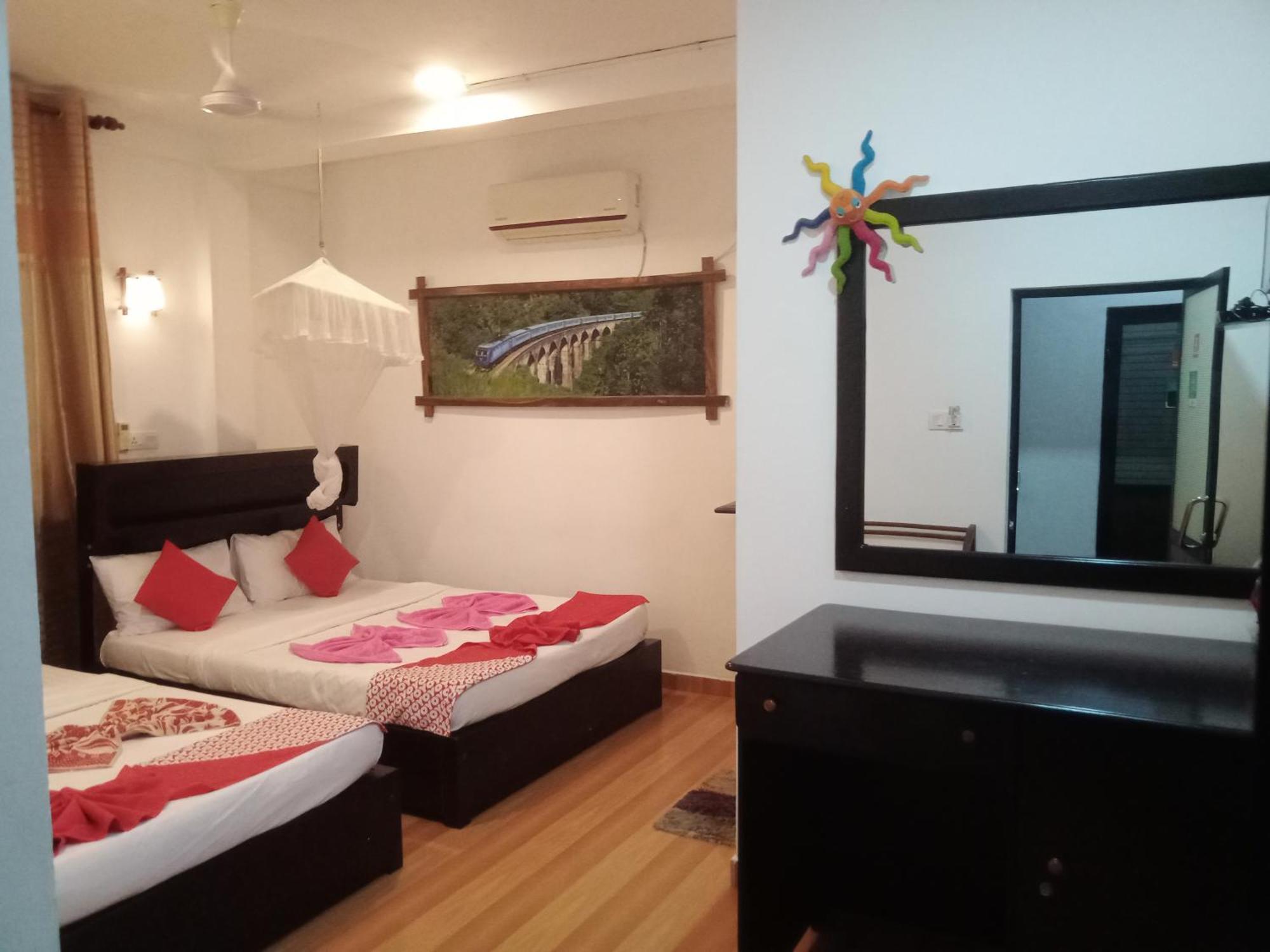 Awon Mirissa Hotel Екстериор снимка