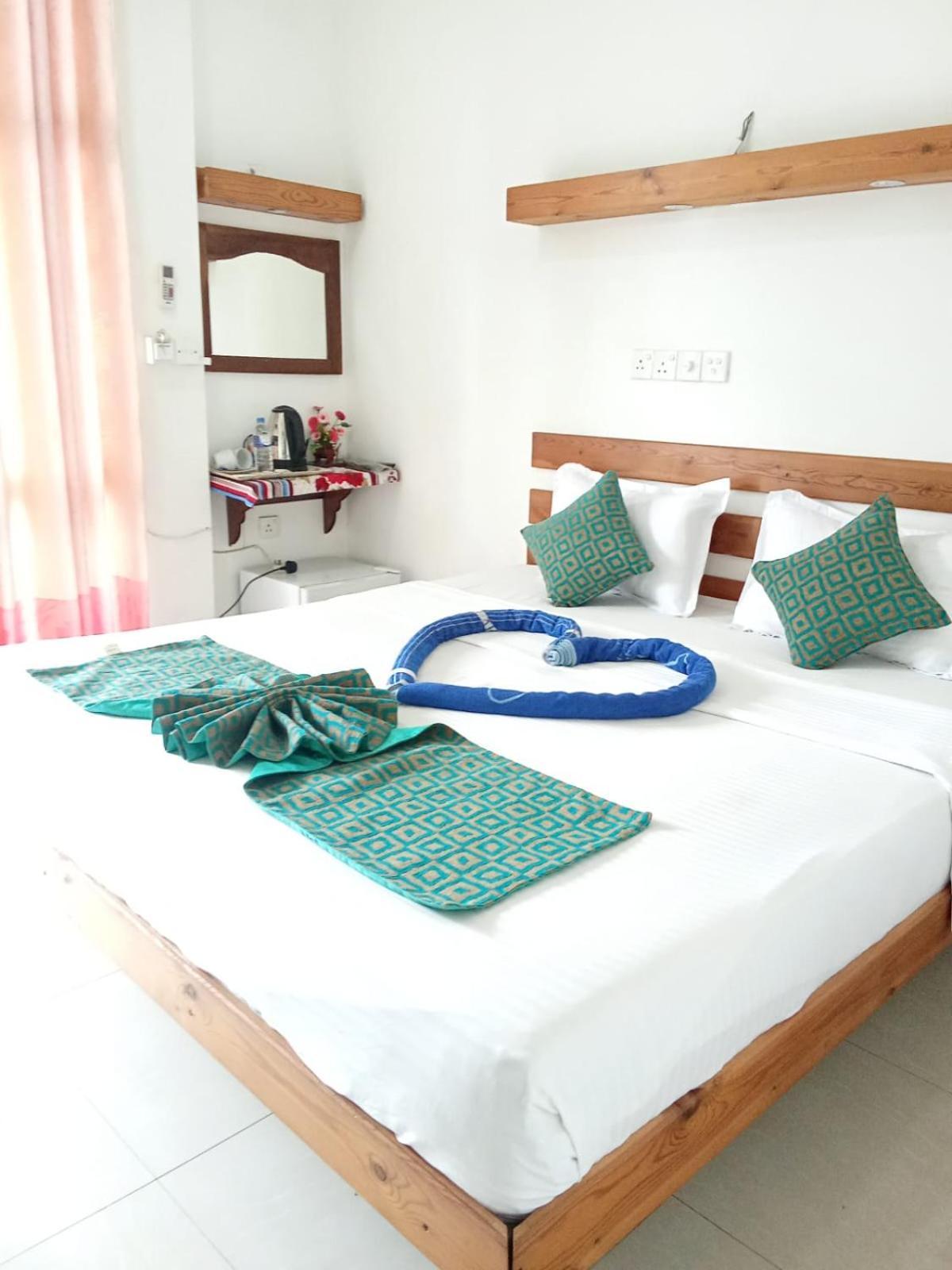 Awon Mirissa Hotel Екстериор снимка